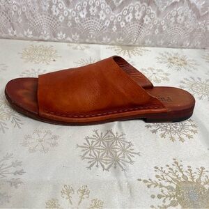 Italian Punto Pigro Gemma Leather Sandals sz. 39/8 US